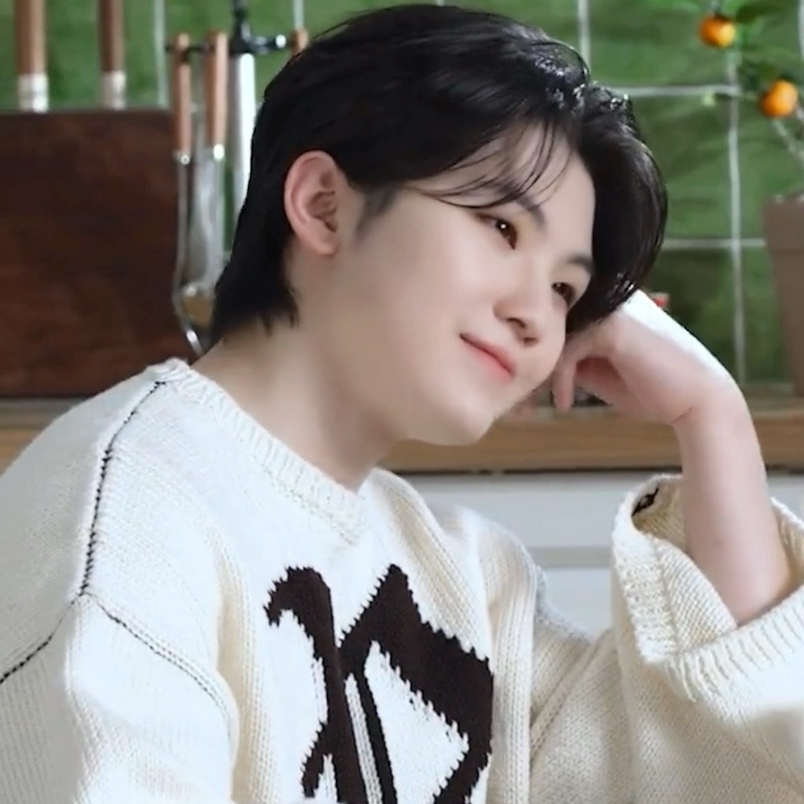 Recent activity shot of Woozi (SEVENTEEN)