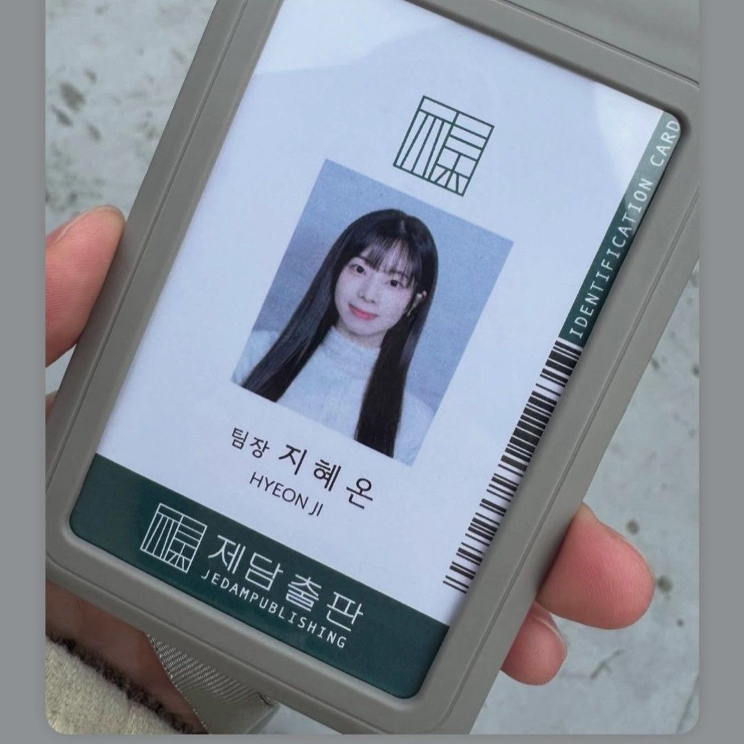 A moment captured by TWICE's fan