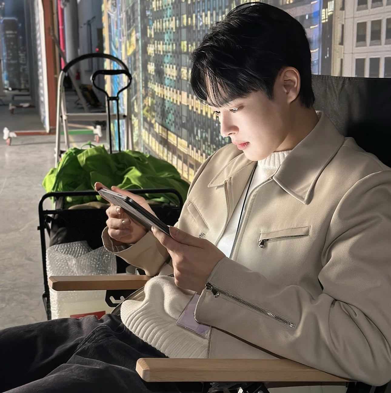 Recent activity shot of Choi Byungchan