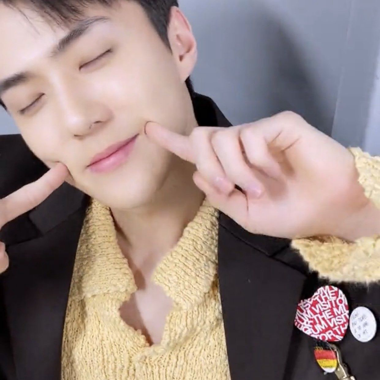 Recent activity shot of Sehun (EXO)