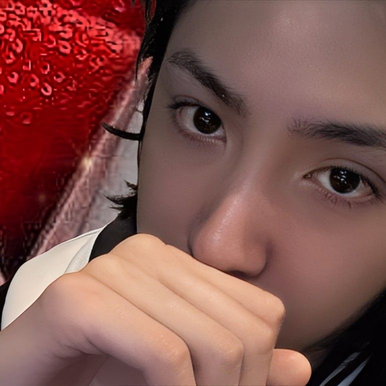 A moment captured by Wooseok (PENTAGON)'s fan