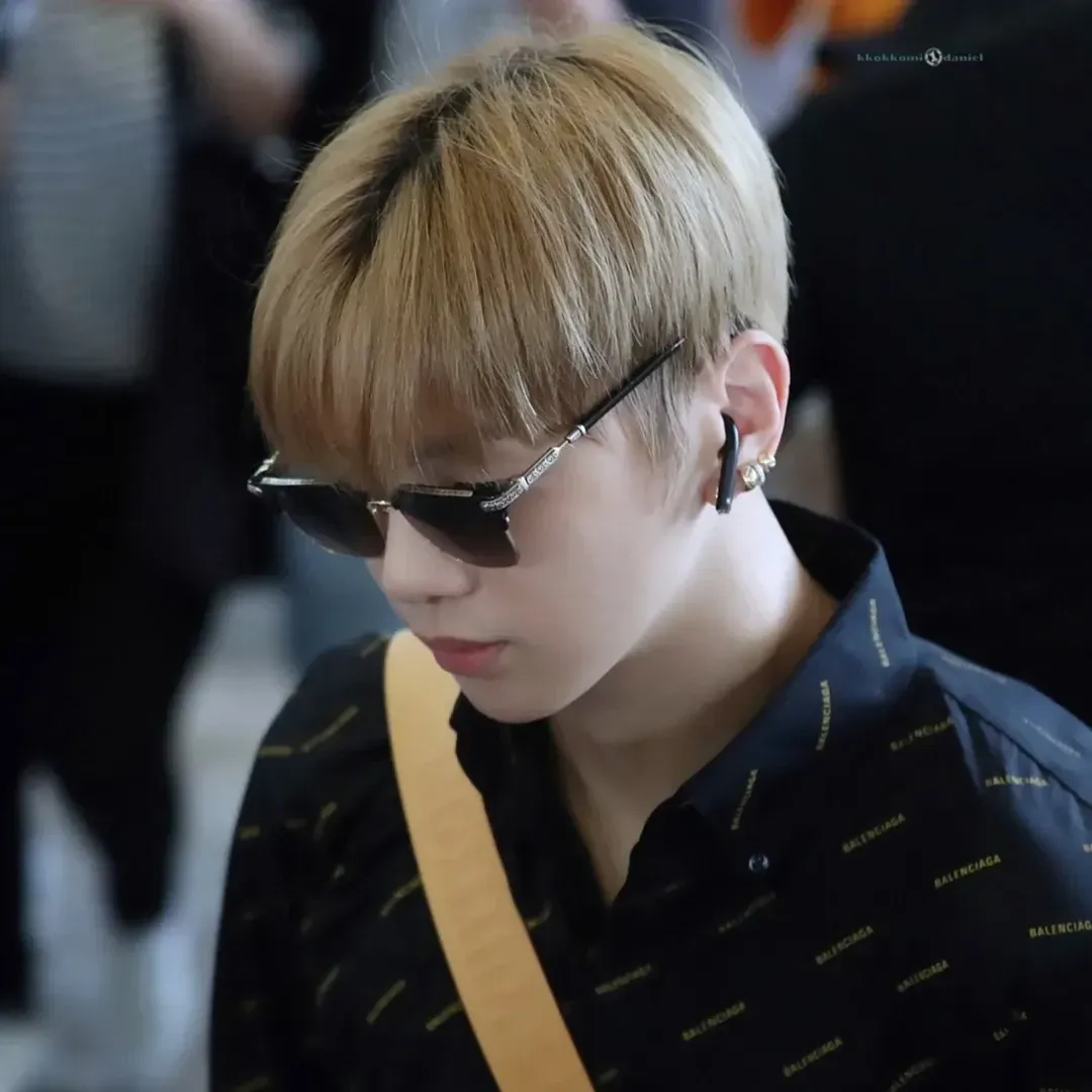 강다니엘 최근 활동샷