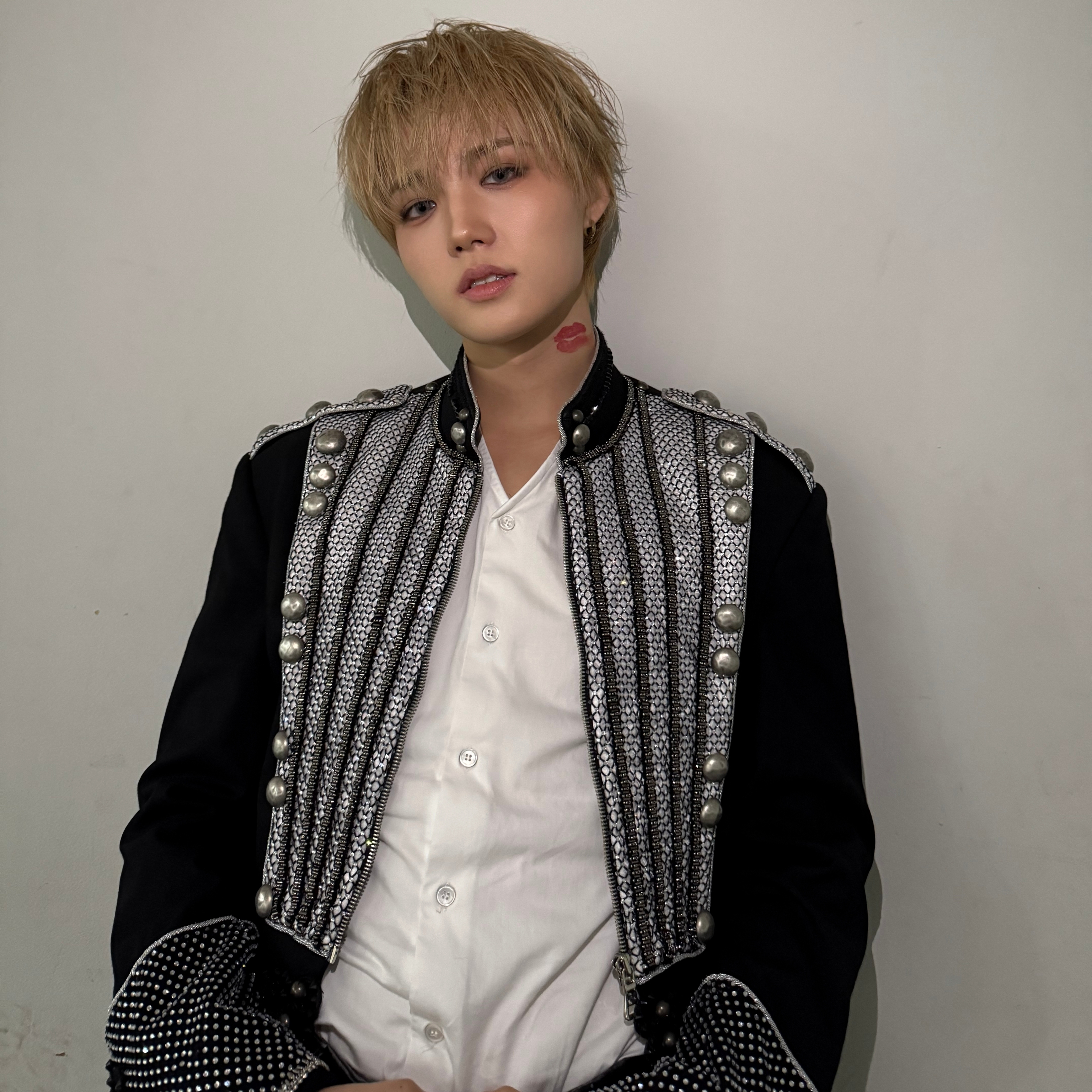 Behind-the-scenes cut of Doyoung (TREASURE)