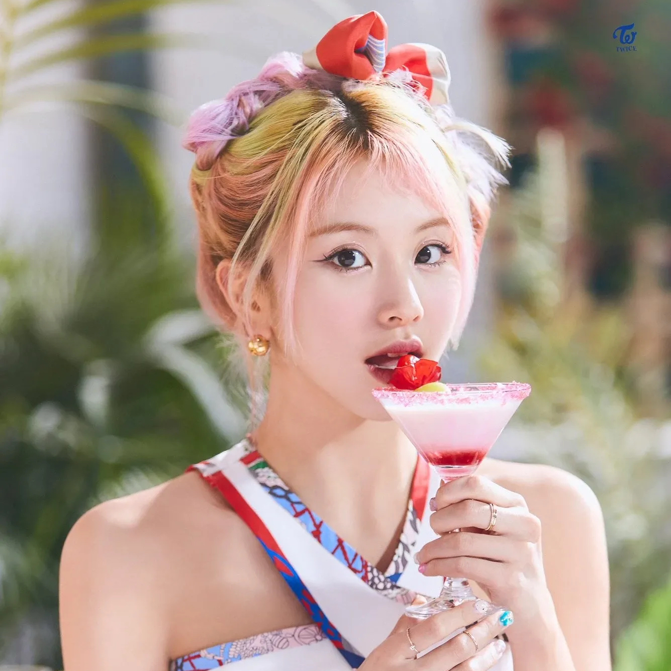 Foto terbaru Chaeyoung (TWICE)