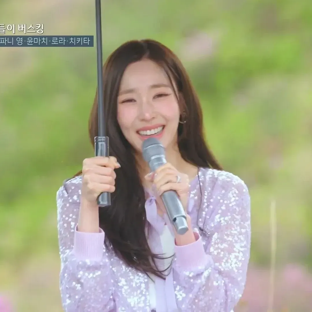 Behind-the-scenes cut of Tiffany Young (Girls' Generation)
