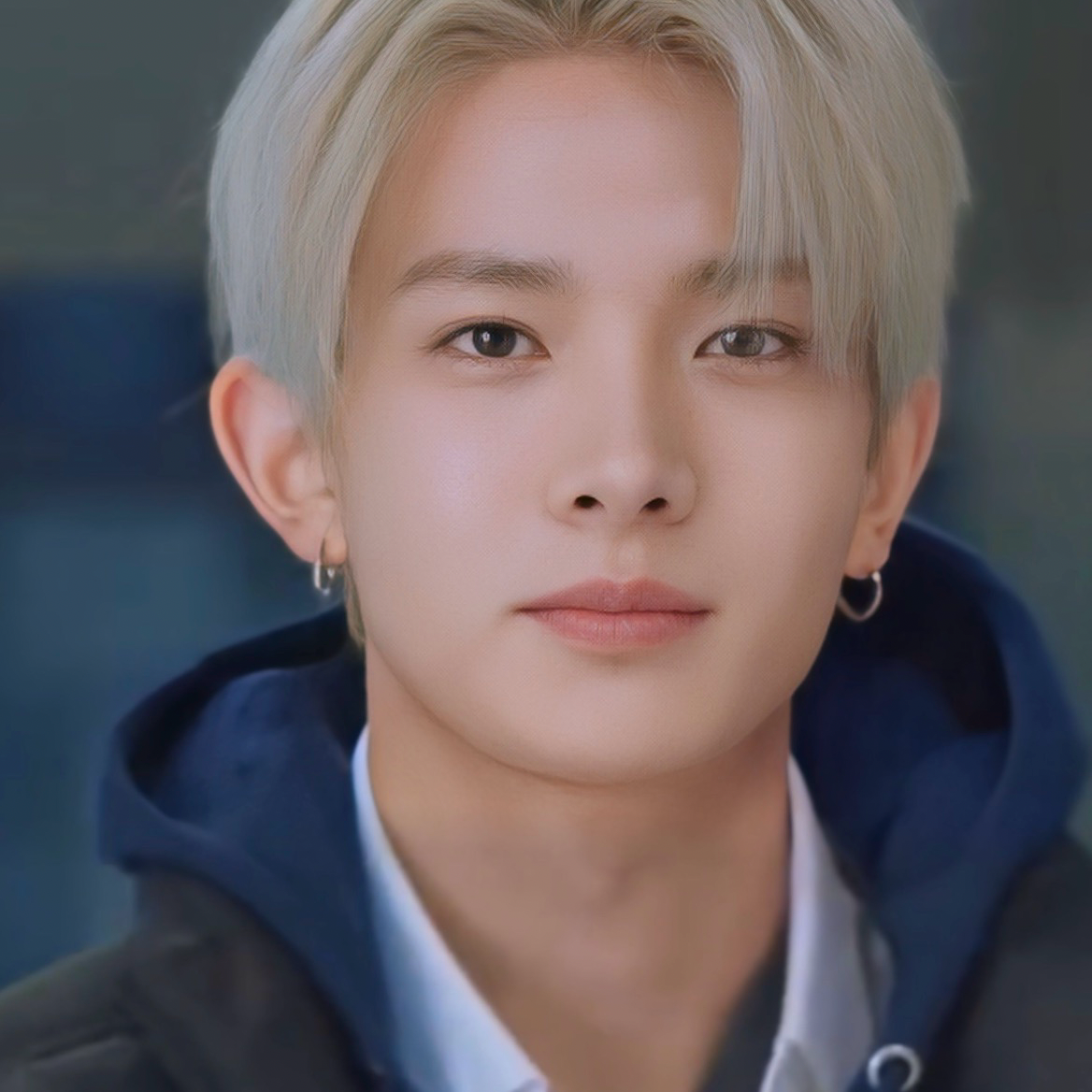 에반의 최신 사진