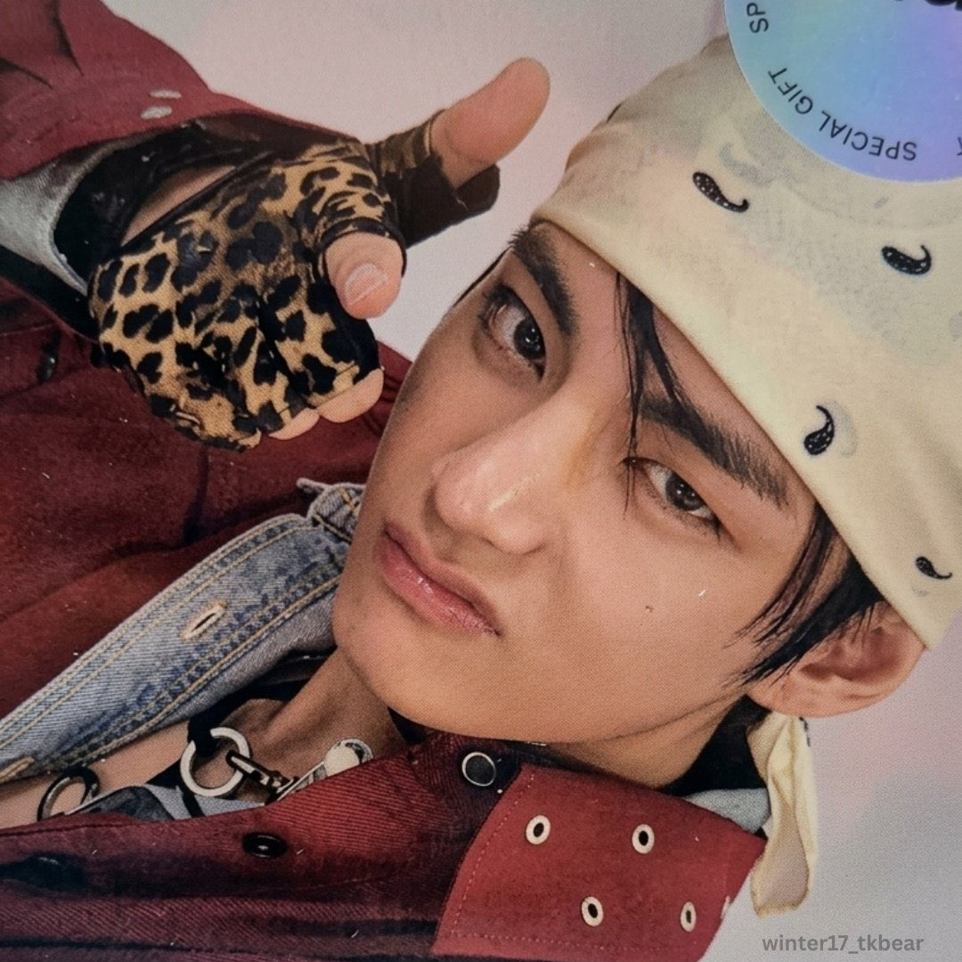 A moment captured by V (BTS)'s fan