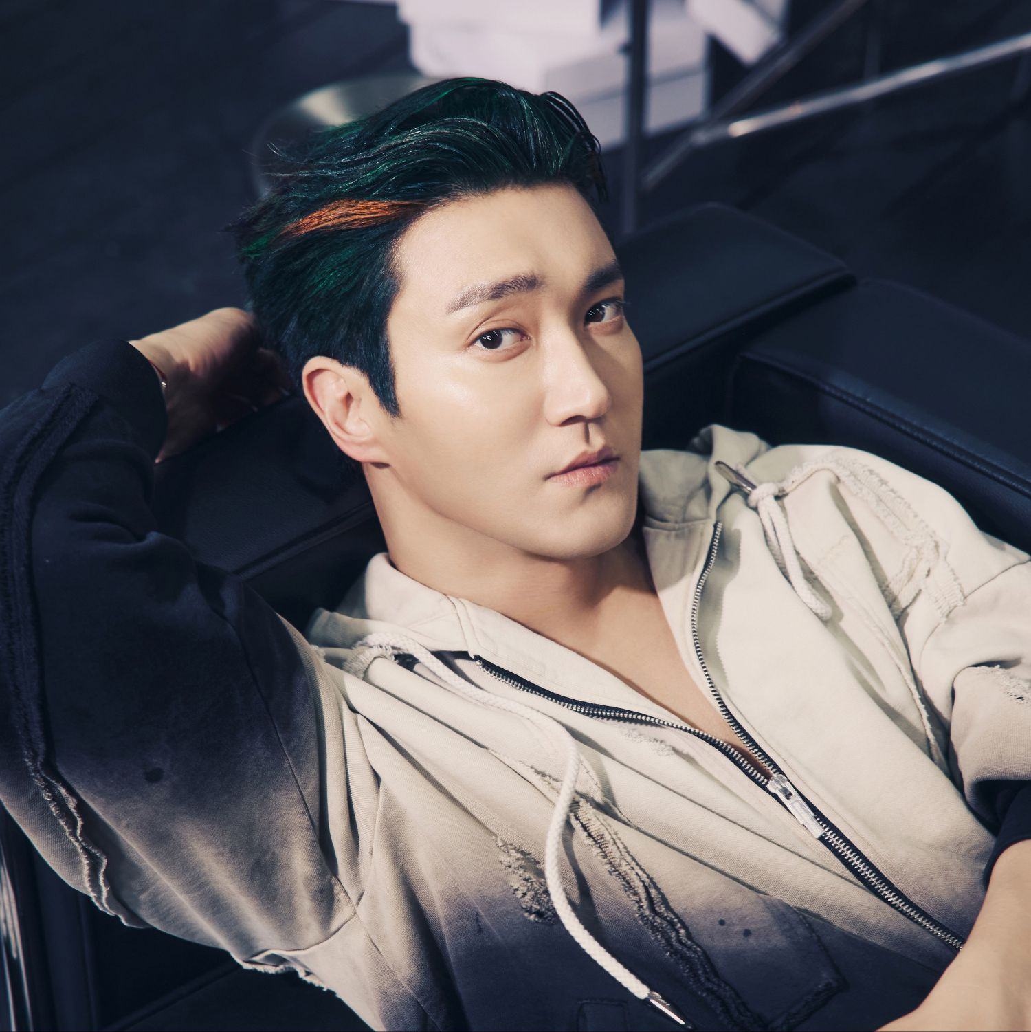 A moment captured by Siwon (Super Junior)'s fan