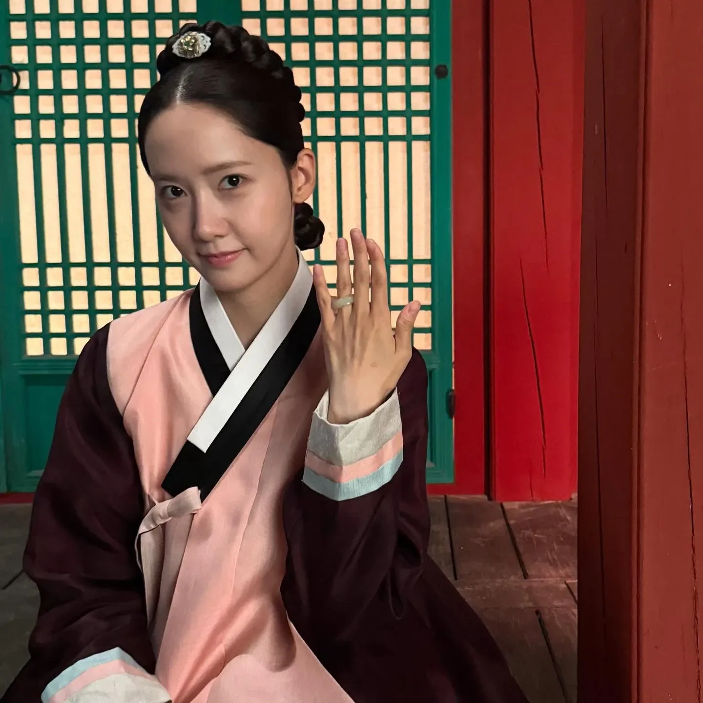Foto aktivitas terbaru Yoona (Girls' Generation)