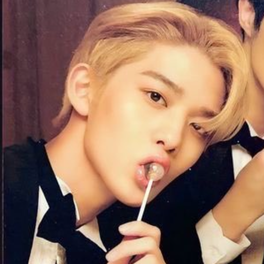 Recent activity shot of Bae Jinyoung