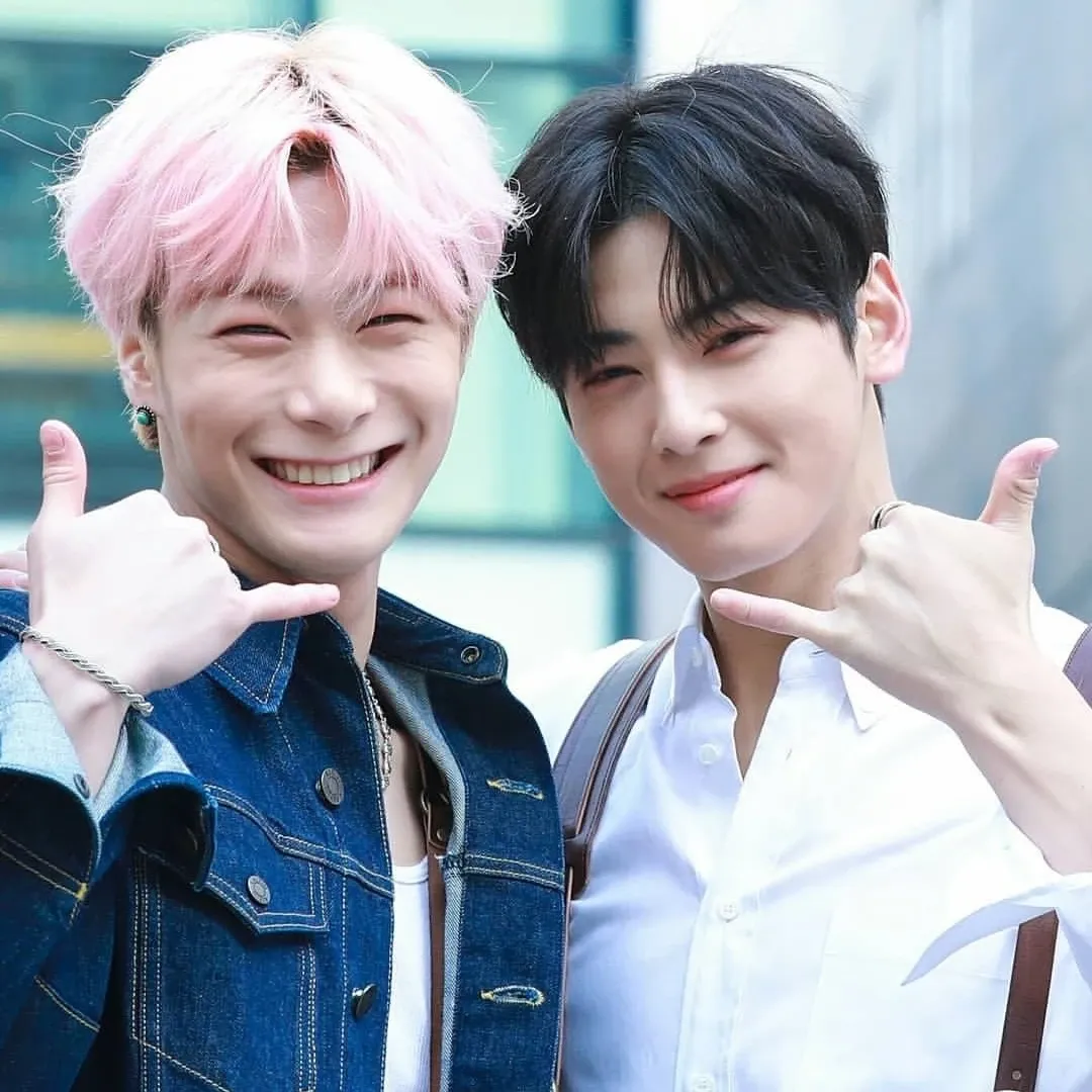 Recent activity shot of Eunwoo (ASTRO)