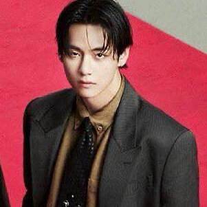 V (BTS)の舞台裏ショット