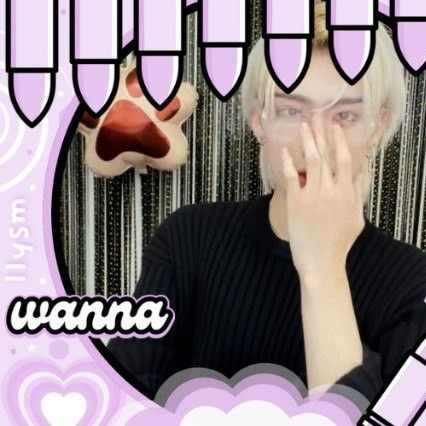 Recent activity shot of Ricky (ZEROBASEONE)