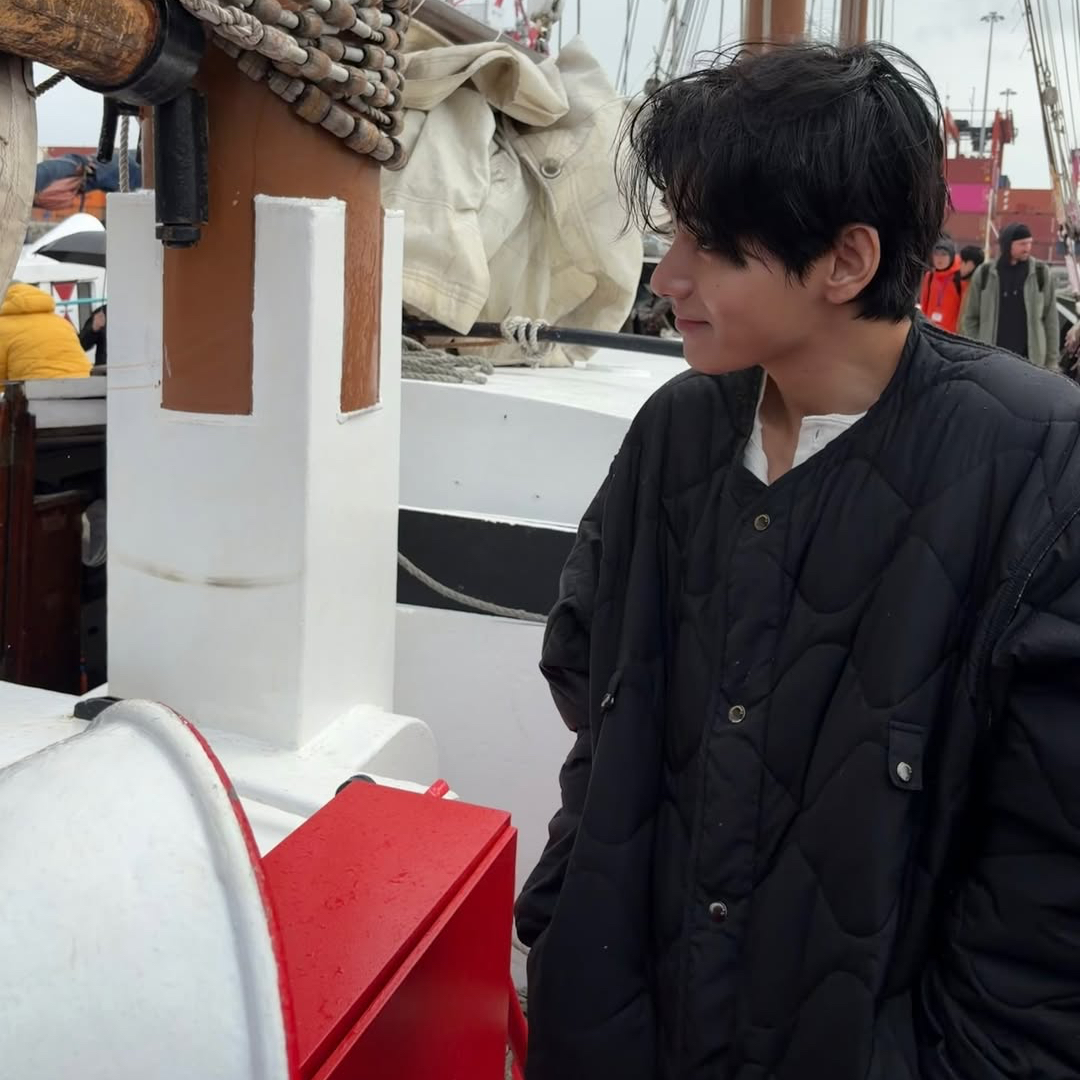 V (BTS)の最近の活動写真