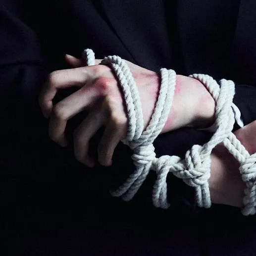 니키 (ENHYPEN)의 비하인드 컷