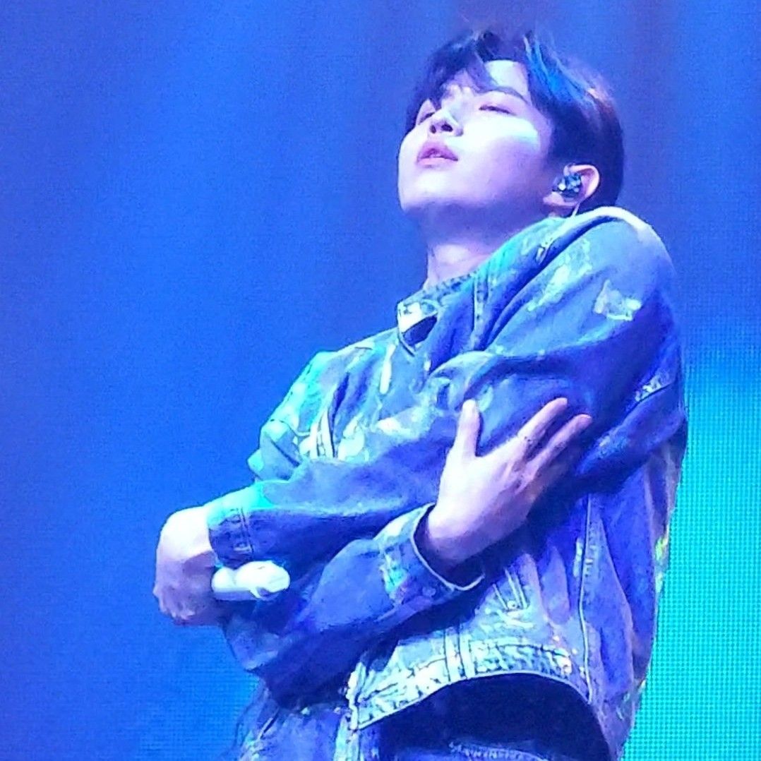 Foto terbaru Kim Jaehwan