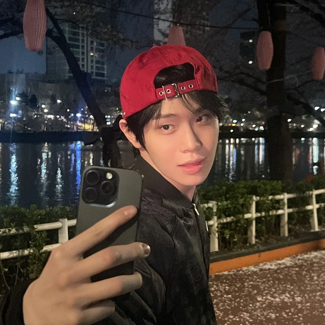 Recent activity shot of Kim Taerae (ZEROBASEONE)