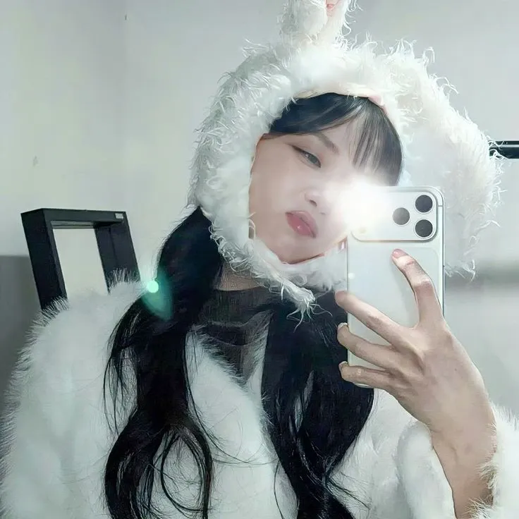 Winter (aespa)的最新活动照片