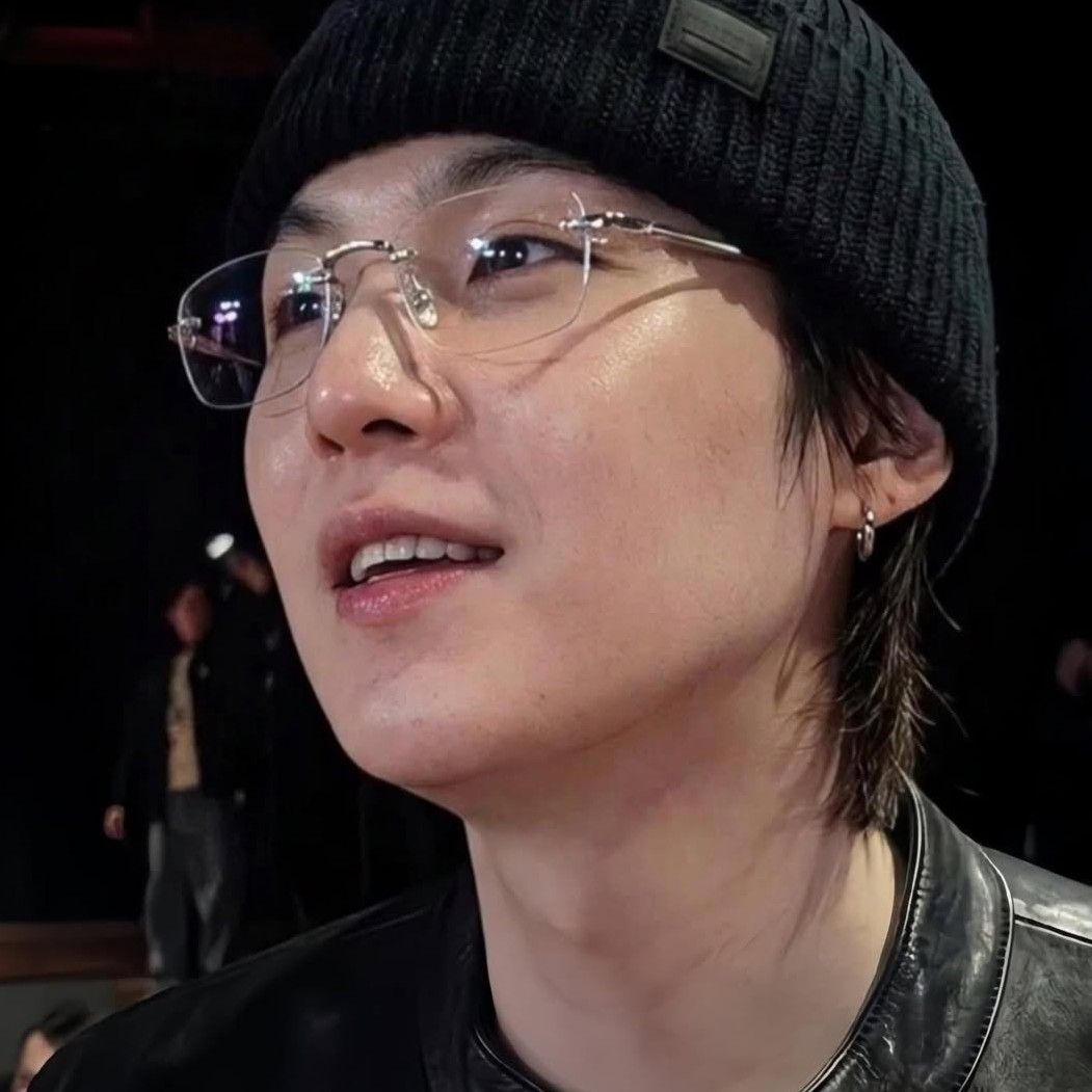 슈가 (방탄소년단) 최근 활동샷