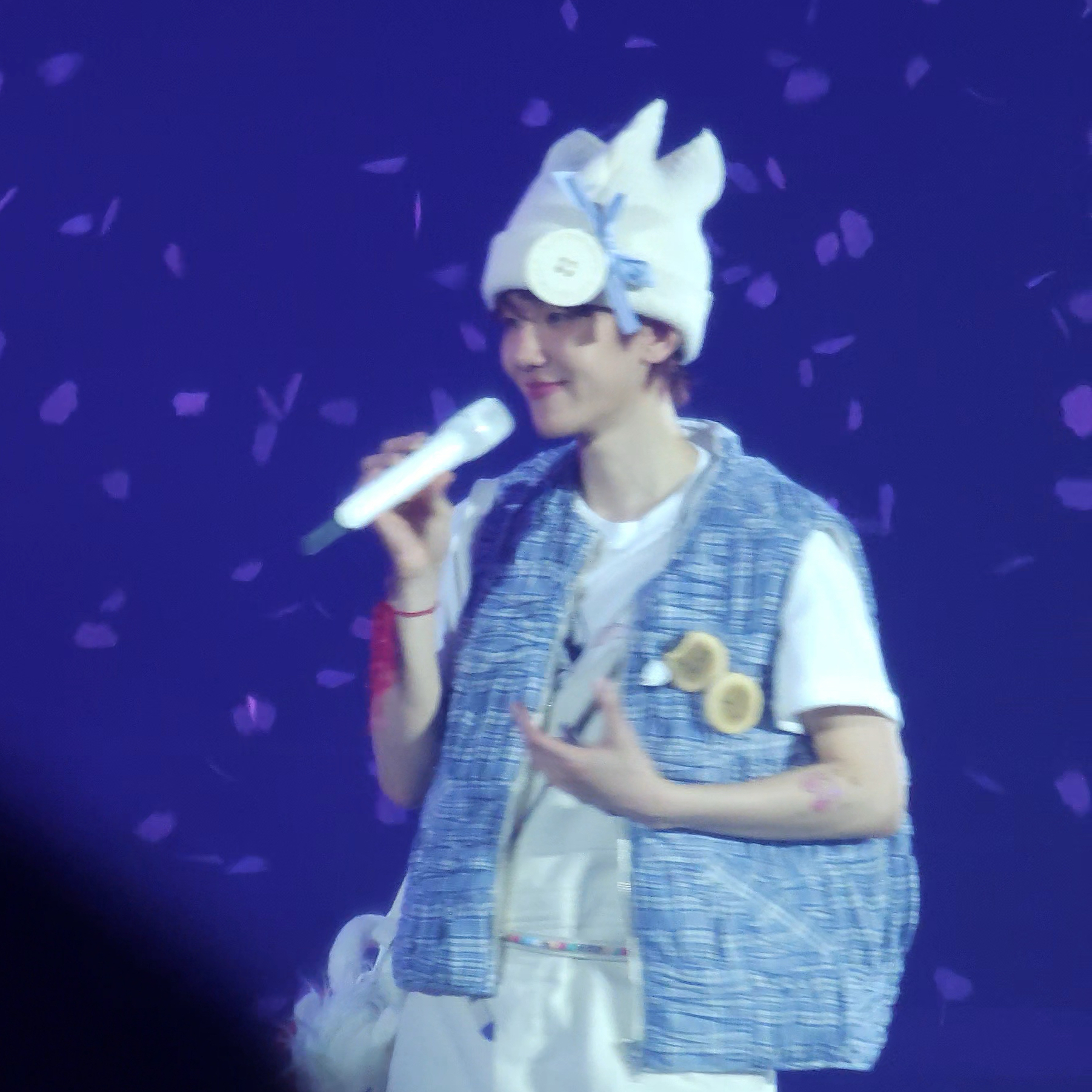 伯贤 (EXO)粉丝拍下的瞬间