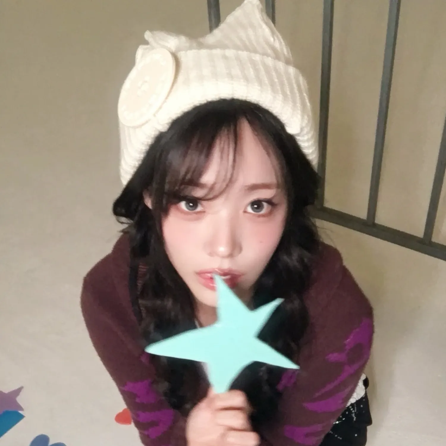 A moment captured by Siyeon (QWER)'s fan