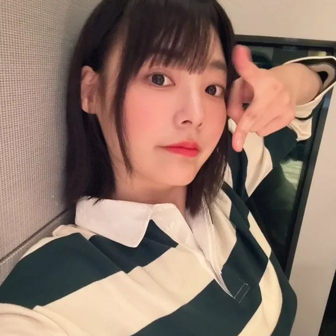 A moment captured by Siyeon (QWER)'s fan