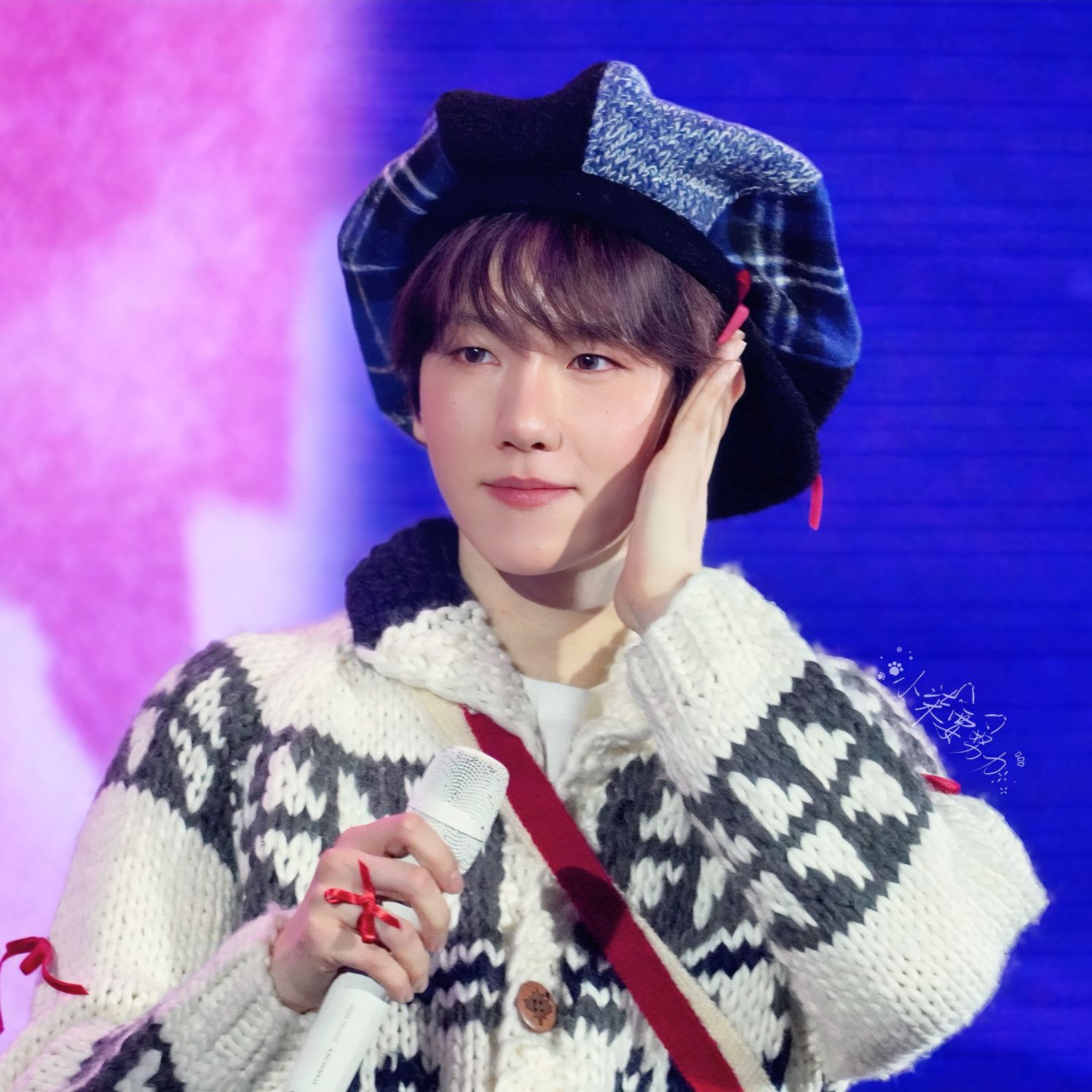 백현 (EXO)의 비하인드 컷