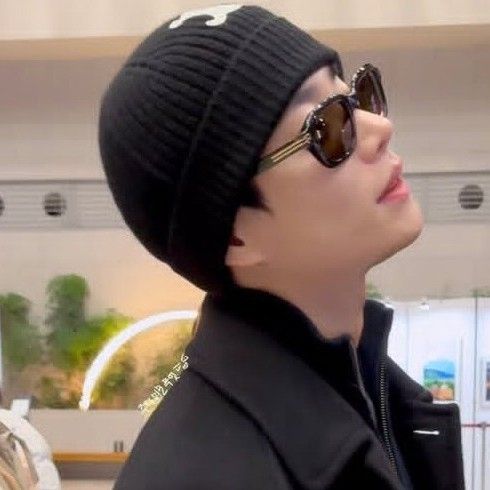 Latest photo of MJ (ASTRO)