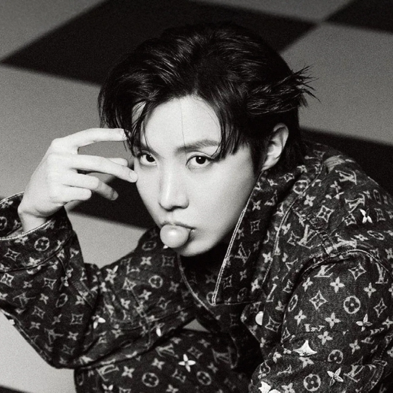 Potret di balik layar j-hope (BTS)