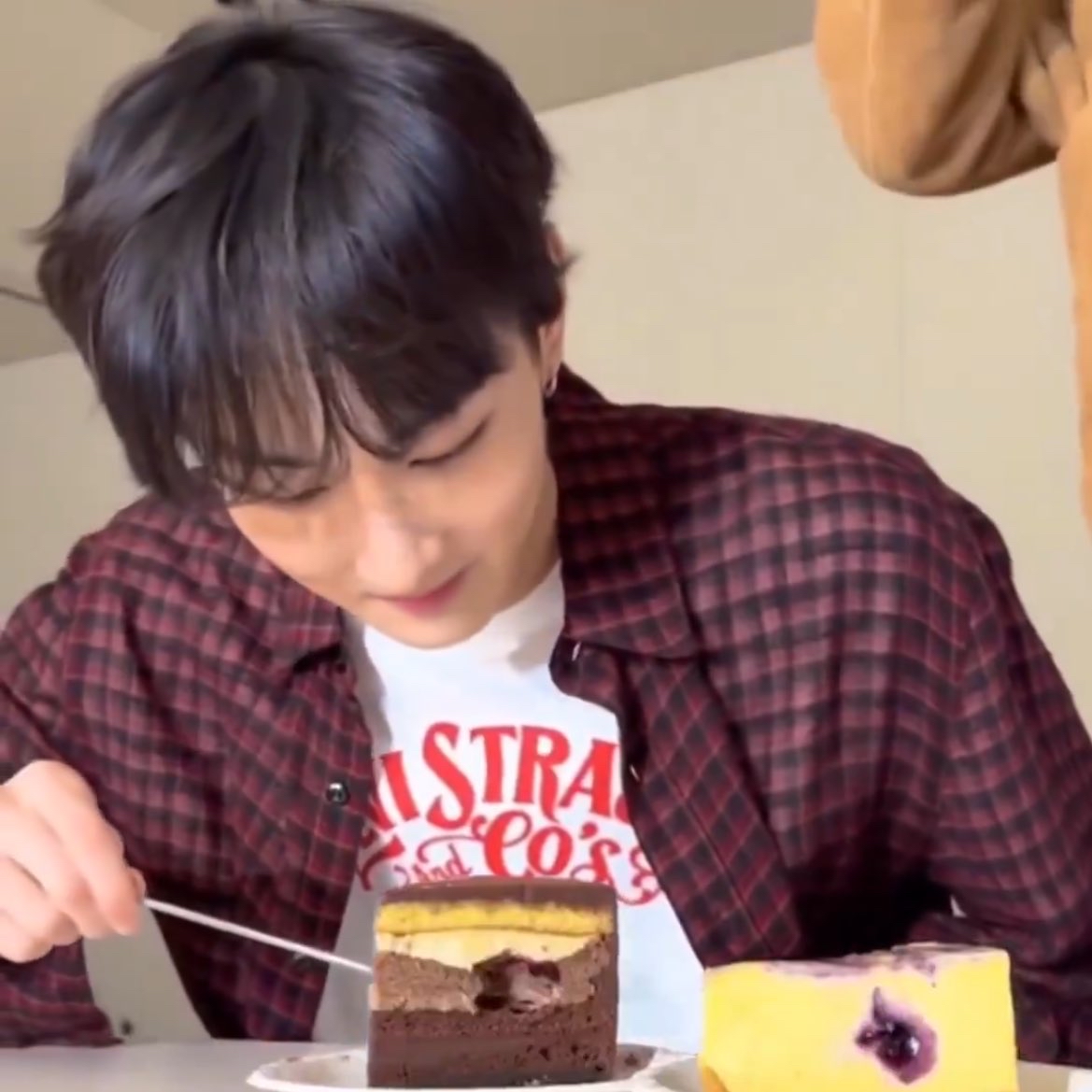 Behind-the-scenes cut of Jungwon (ENHYPEN)