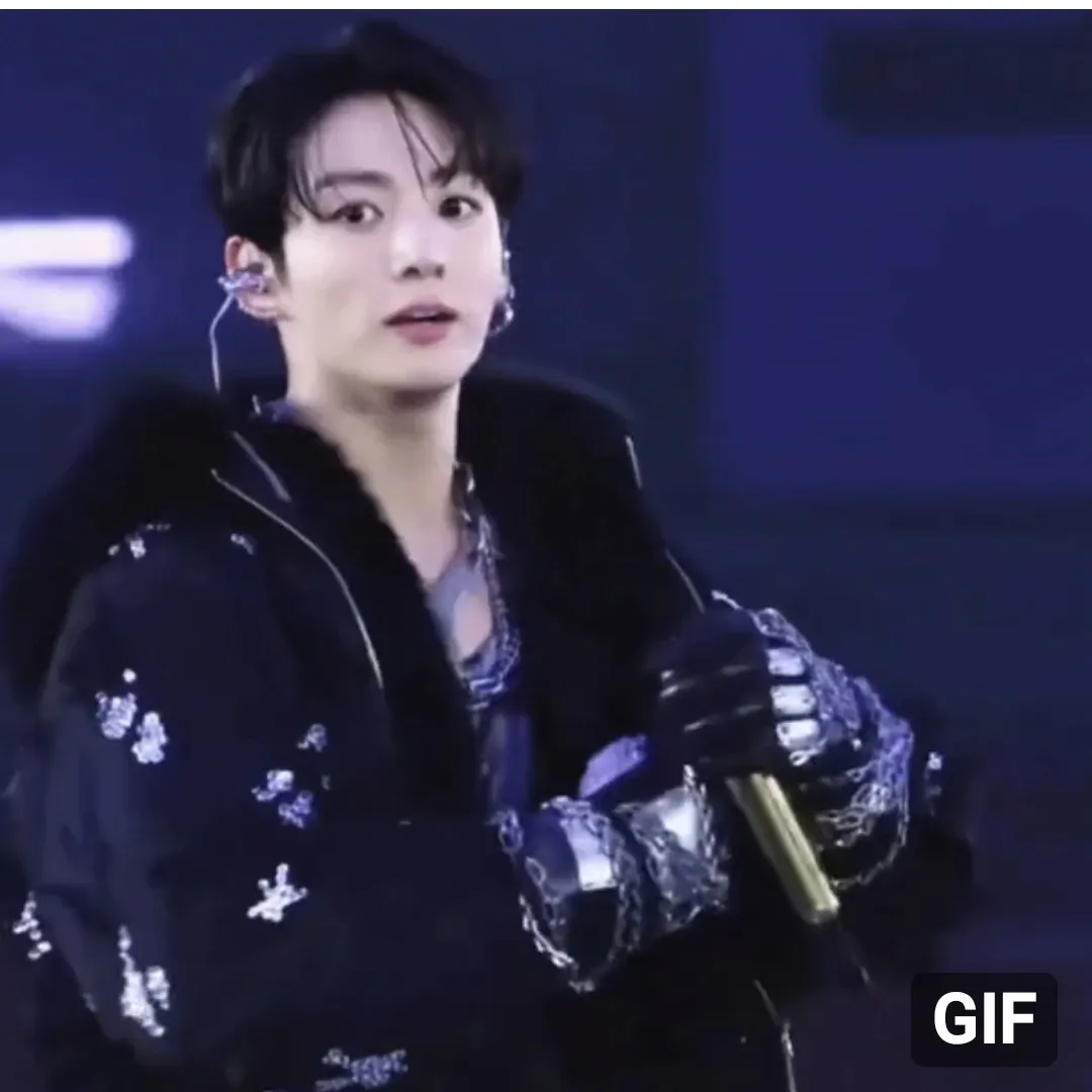 Momen yang diabadikan oleh penggemar Jungkook (BTS)