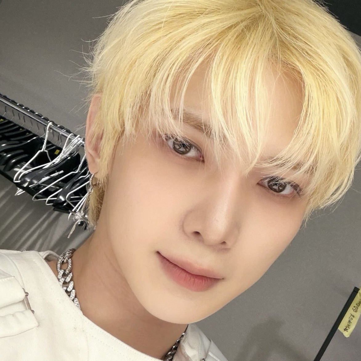 Recent activity shot of Yeosang (ATEEZ)