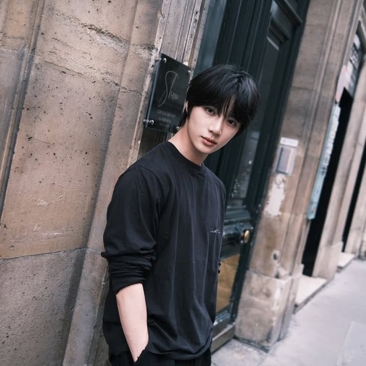 Latest photo of Beomgyu (TOMORROW X TOGETHER)