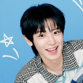 Behind-the-scenes cut of Chanyeol (EXO)