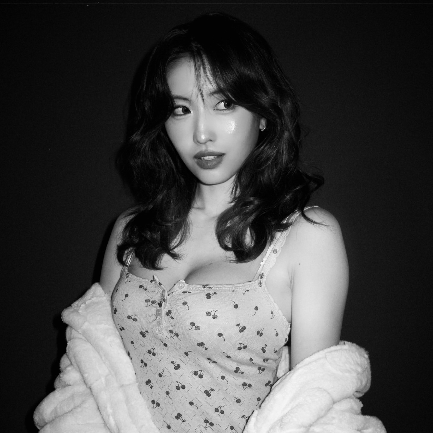 Potret di balik layar Momo (TWICE)