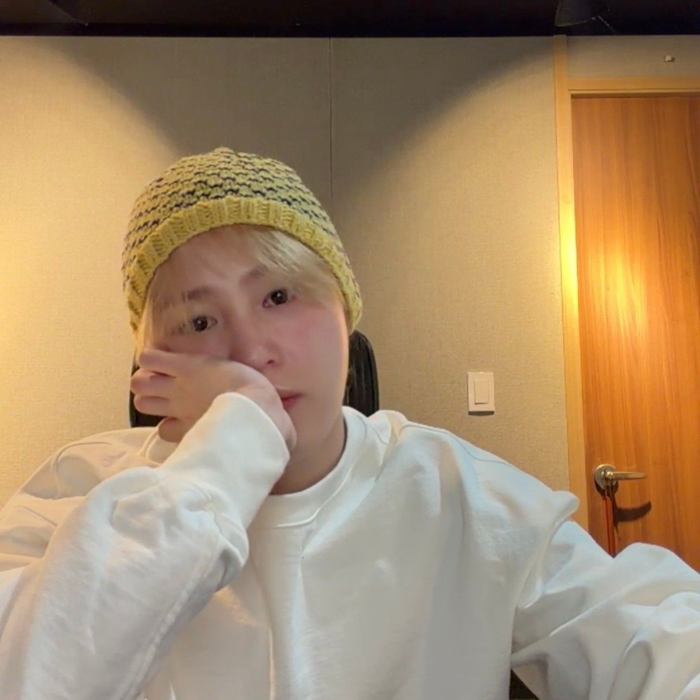 Recent activity shot of Ha Sungwoon