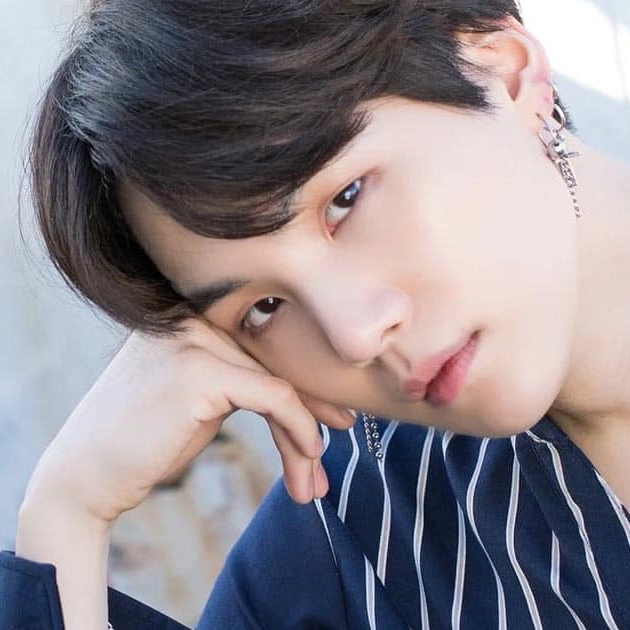 Momen yang diabadikan oleh penggemar SUGA (BTS)