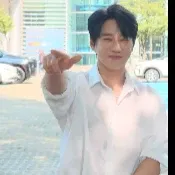 Momen yang diabadikan oleh penggemar Hwang Chiyeol