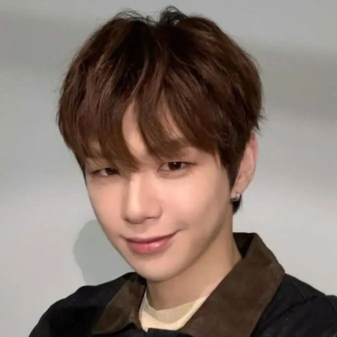 강다니엘의 최신 사진
