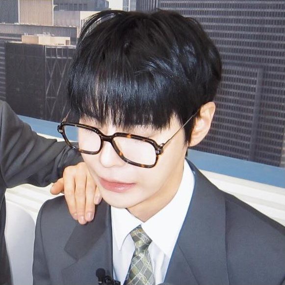 道英 (NCT 127)的幕后花絮