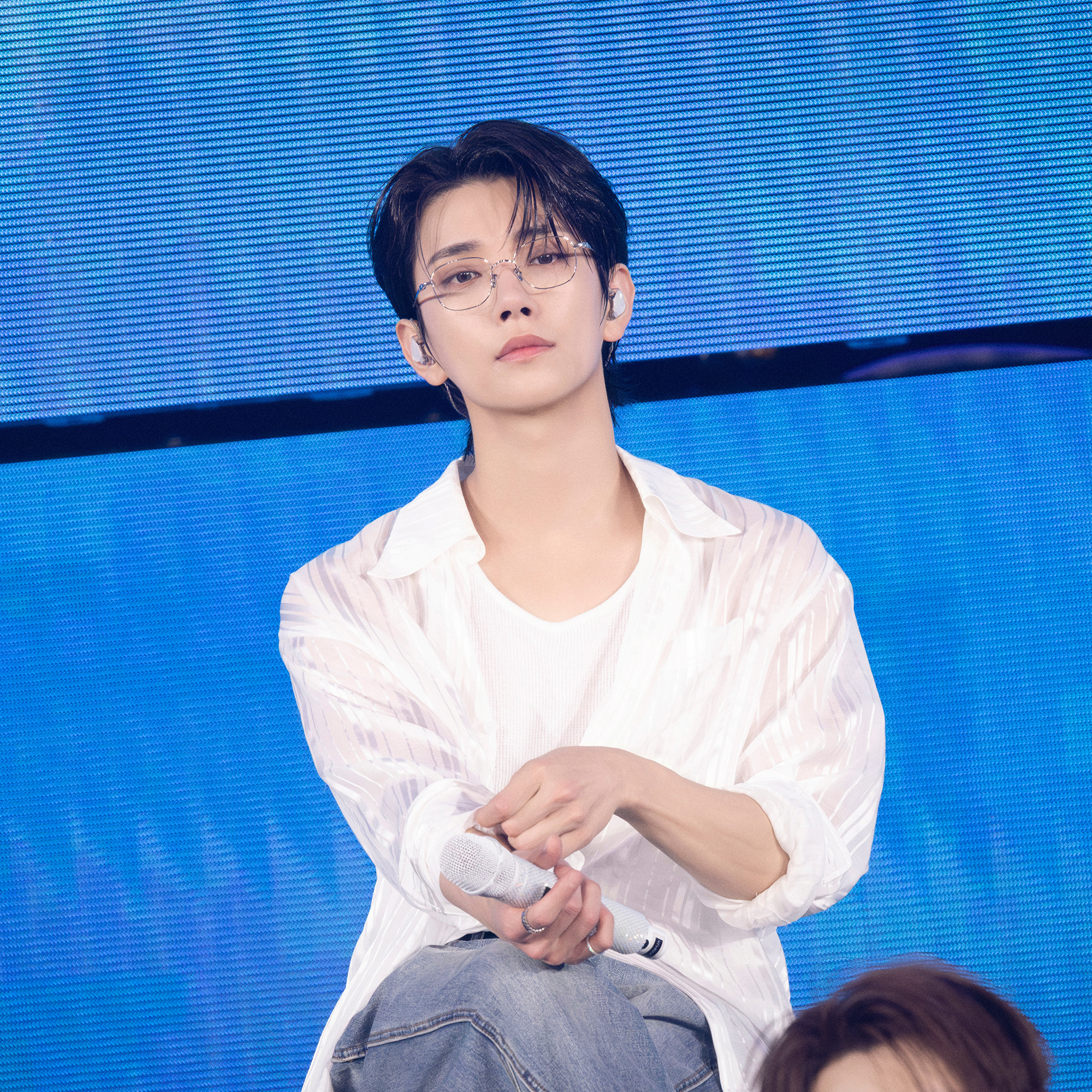 Latest photo of Joshua (SEVENTEEN)