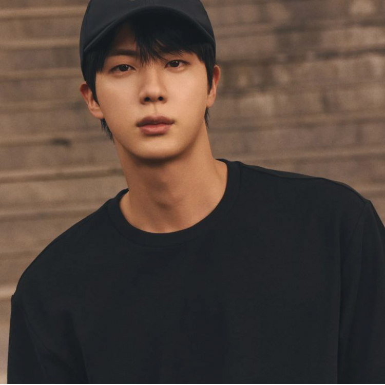 Potret di balik layar Jin (BTS)