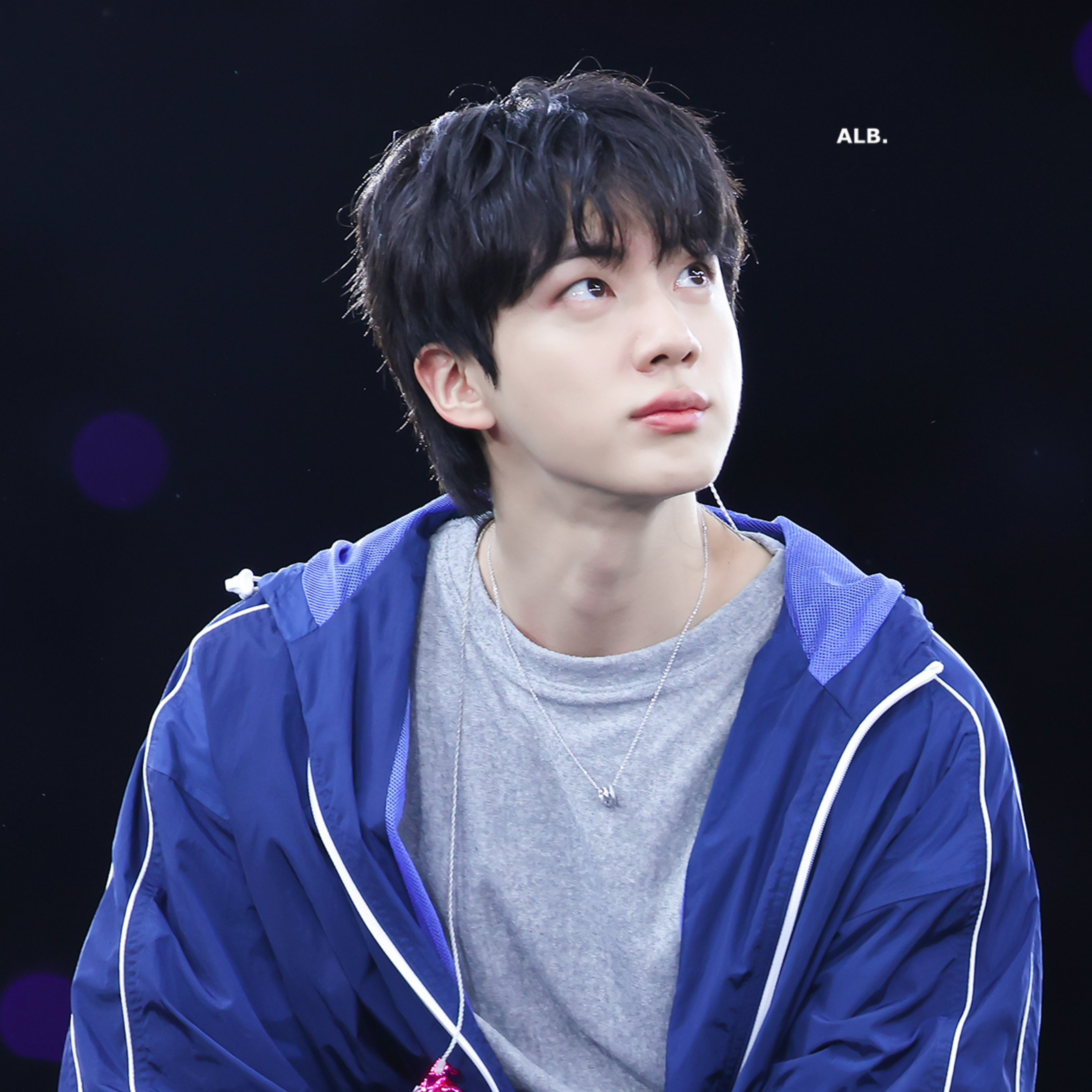 Momen yang diabadikan oleh penggemar Jin (BTS)