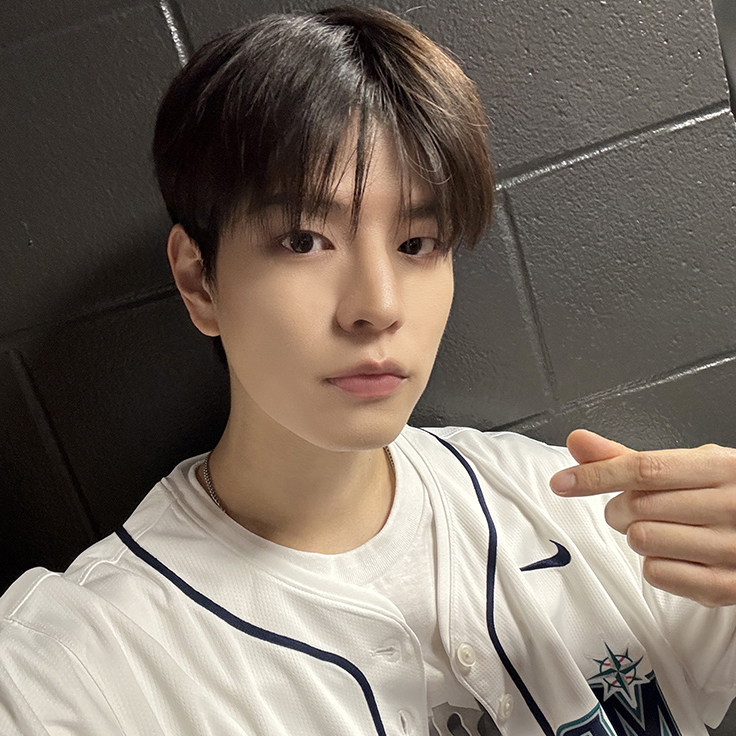 Latest photo of Seungmin (Stray Kids)