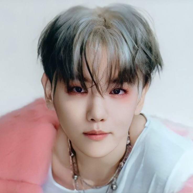 伯賢 (EXO)的最新活動照片