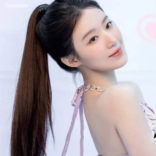Recent activity shot of Shuhua (i-dle)
