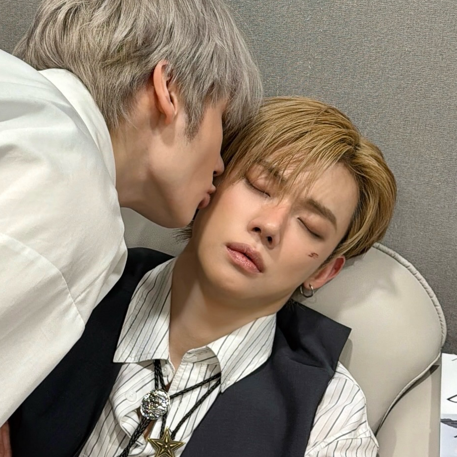 A moment captured by Yeonjun (TOMORROW X TOGETHER)'s fan