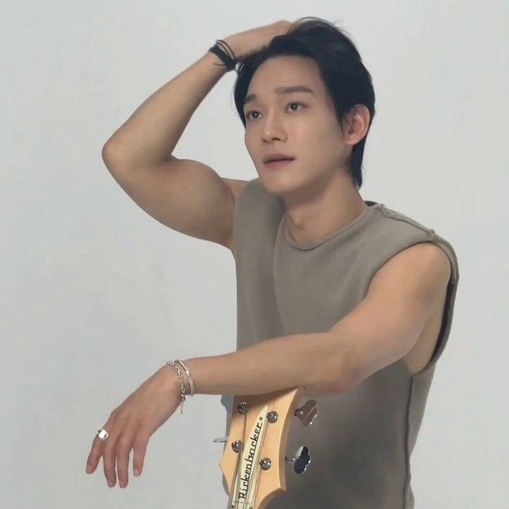 Latest photo of Chen (EXO)