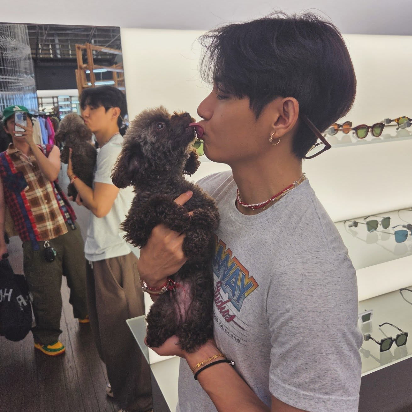 뷔 (방탄소년단) 팬이 찍은 순간