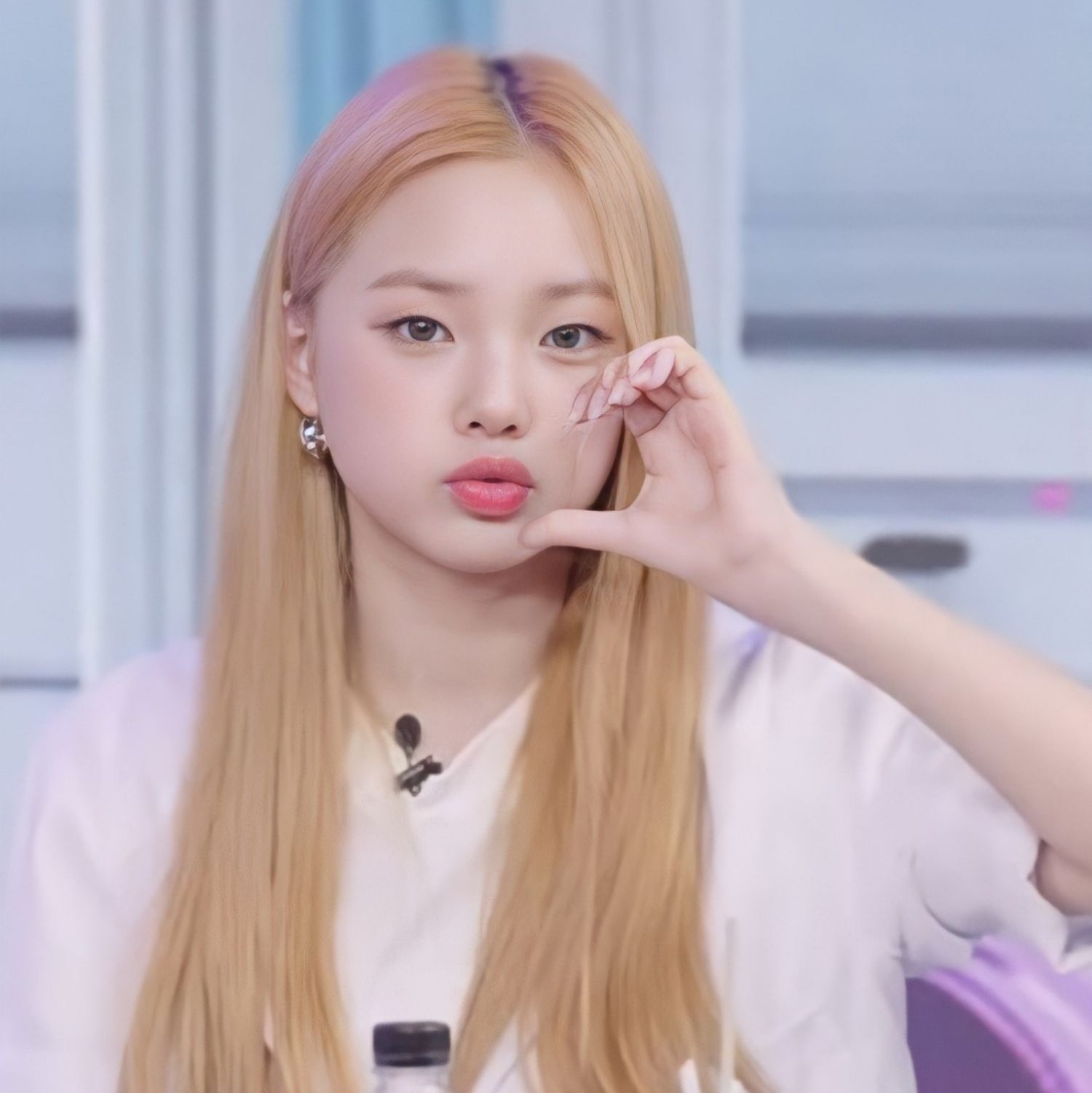 Recent activity shot of Park Boeun (CLASS:y)